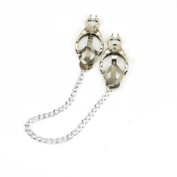 Squeezer Teaser Clover Nipple Clamps with Chain | from Bound to Please